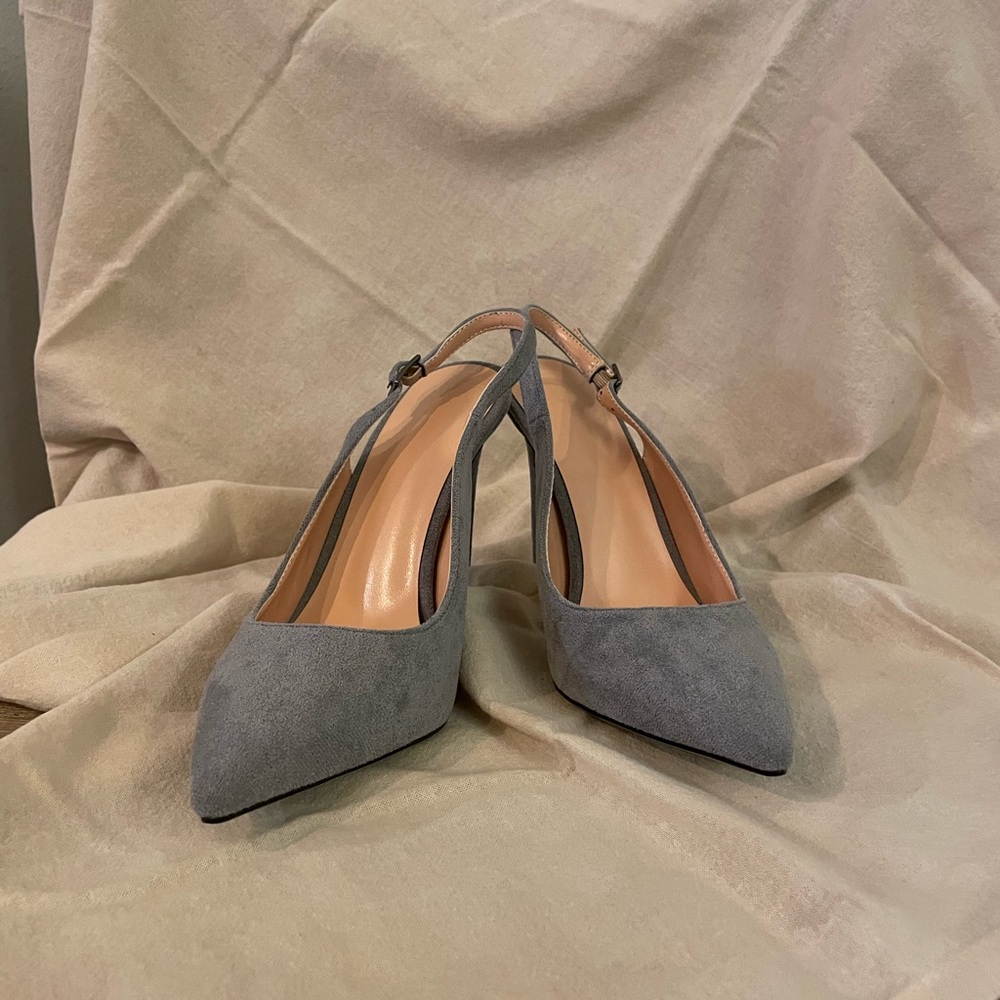 Elegant Gray Suede Slingback Heels